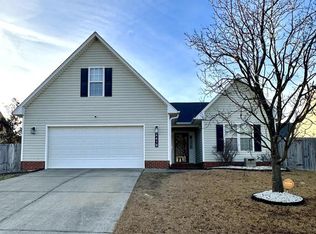 4418 Clifton Dr, Hope Mills, NC 28348