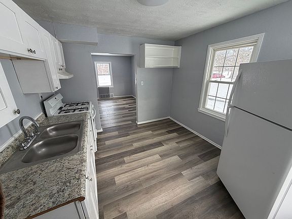 4th image of 857-863 N Central Dr Unit 857