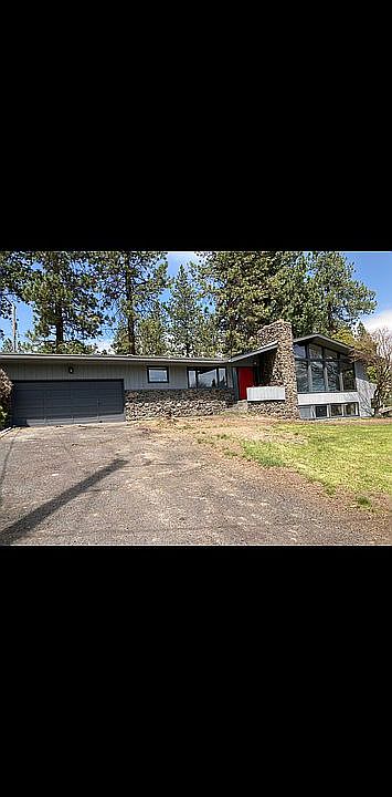 1st image of 10005 N Huntington Rd