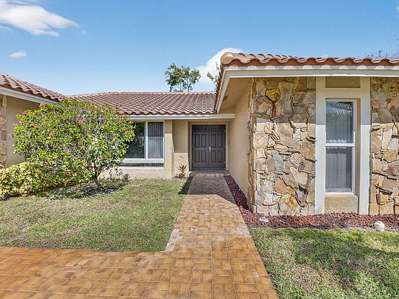 4th image of 10185 Harbourtown Court