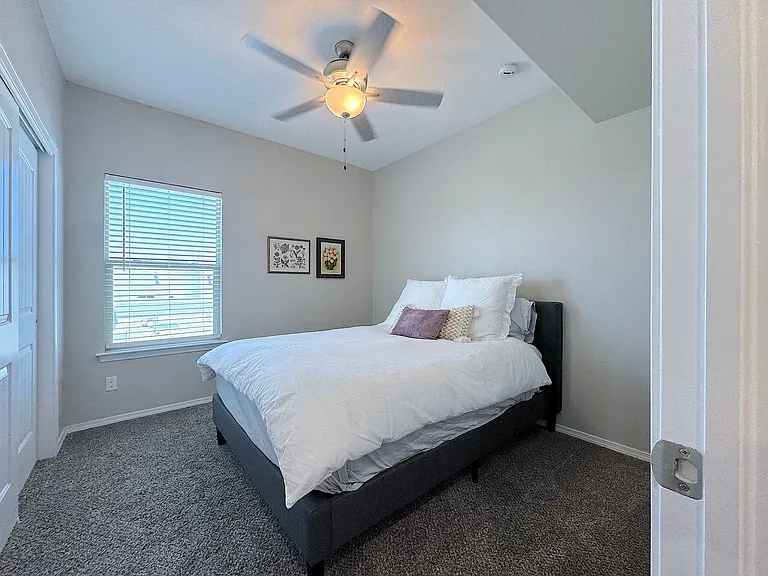 7805 Enchanted View Dr — Photo 27