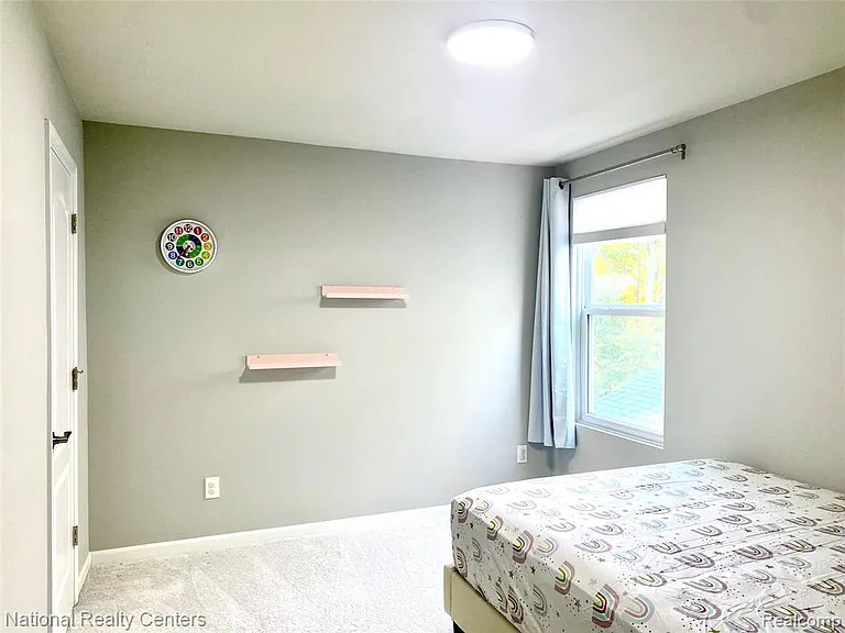 2835 Dillon Dr — Photo 21