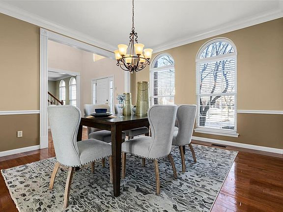 5th image of 791 Cypress Knoll Dr