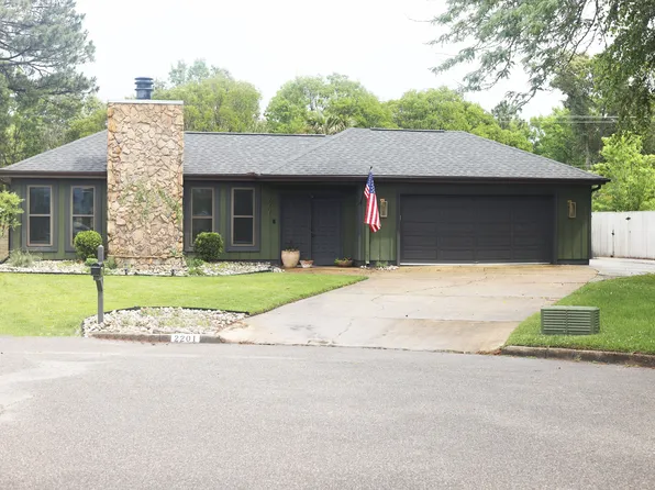 2201 Hunters Wood Way, Virginia Beach, VA 23454