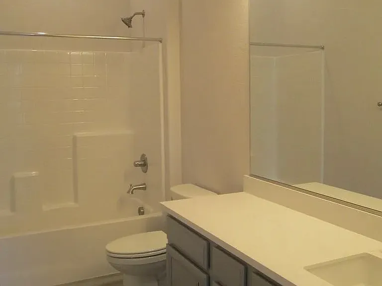 1220 Rutgers Way — Photo 6