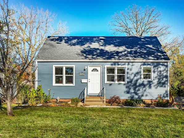 4029 Fagen Dr, Des Moines, IA 50310