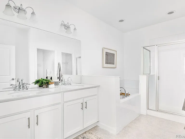 3669 S Lisbon Ct — Photo 1