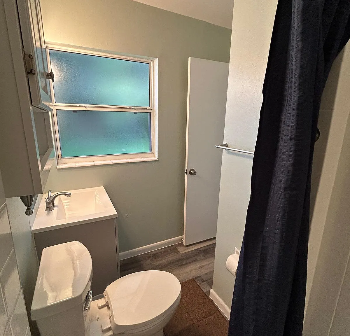 4 bed, 2.0 bath, 1377 sqft, $1,252 — Photo 3