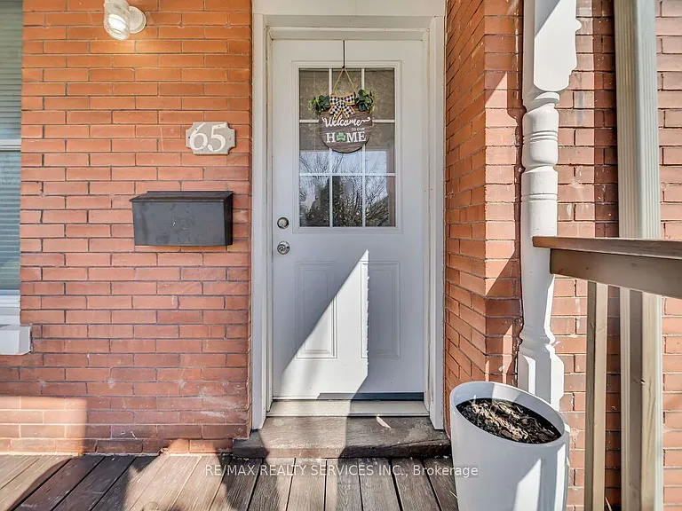 65 Moore St — Photo 7