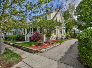 15 Crown St, Milton, MA 02186