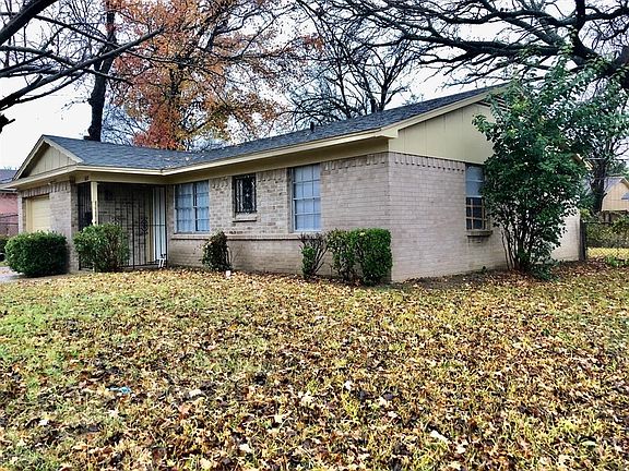 3rd image of 6137 Singing Hills Dr