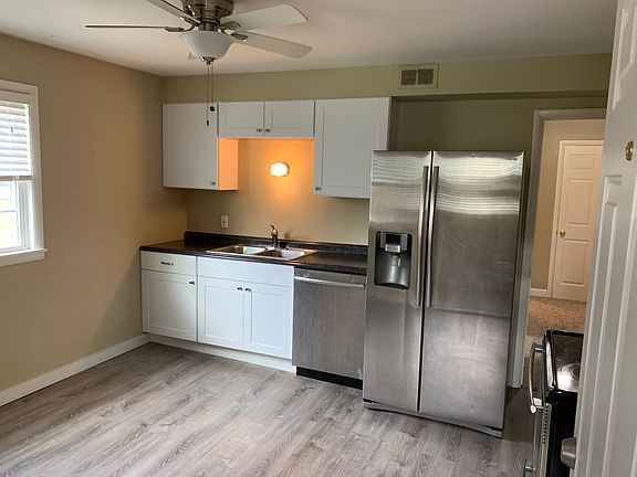 4th image of 2266 Westmoor Rd