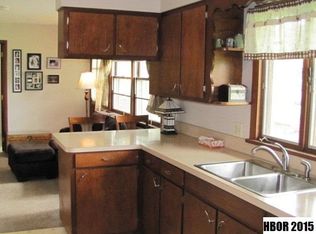 216 Huron Rd, Findlay, OH 45840