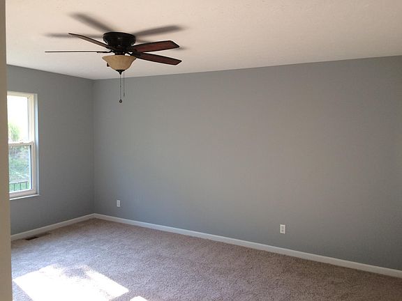 5th image of 2888 Spring Cove Way