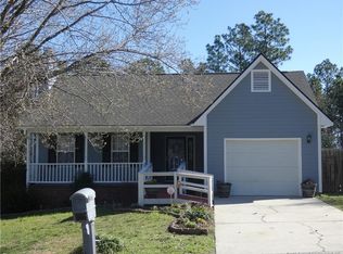 202 E Twelve Oaks Rd, Raeford, NC 28376