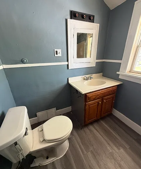 1408 Washington Ave #2 — Photo 4