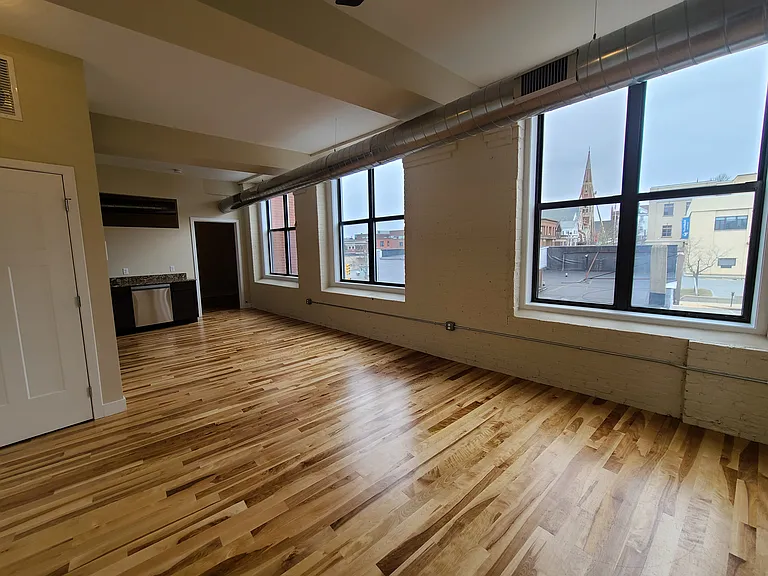 Downtown Lofts — Photo 35