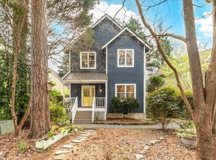 407 Waterside Dr, Carrboro, NC 27510