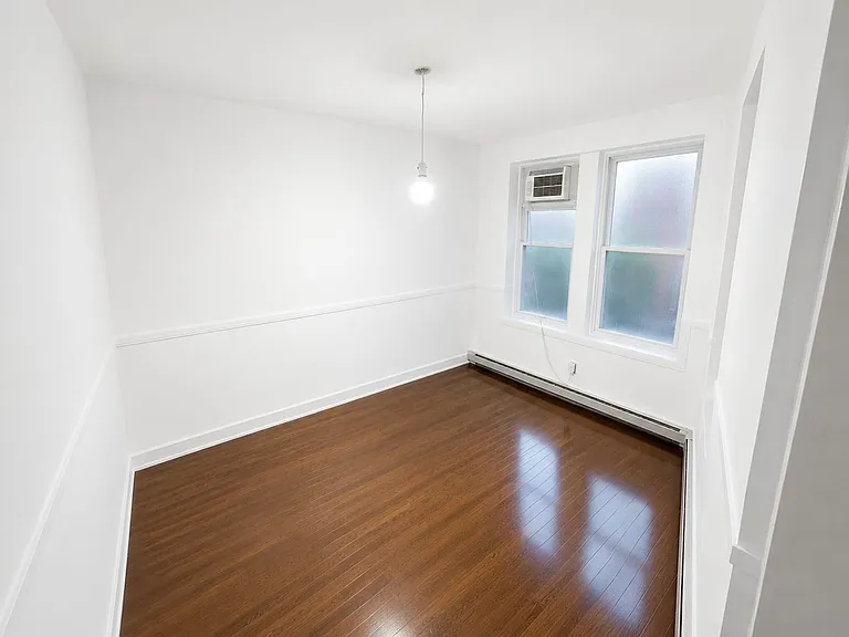 1285 Jefferson Ave #1 — Photo 7