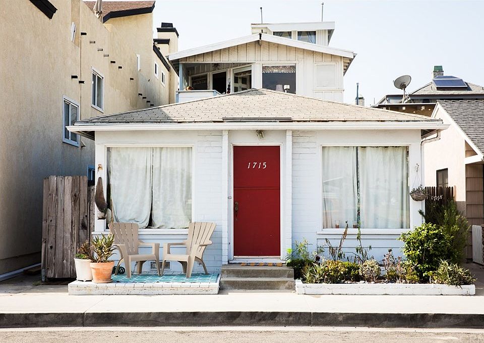1st image of 1715 W Balboa Blvd