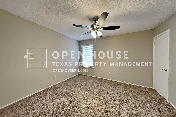 4819 Butterfield Rd — Photo 15