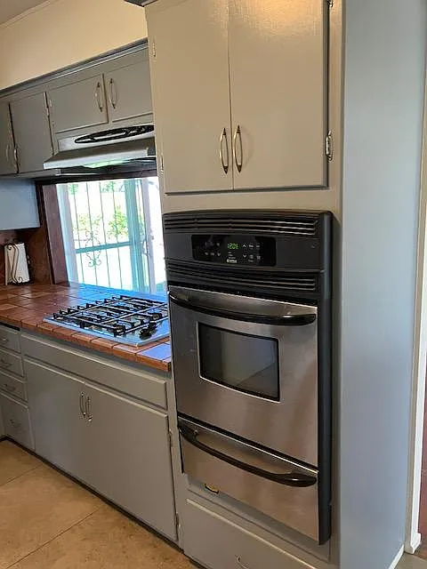 2 bed, 1032 sqft, $3,795 — Photo 4