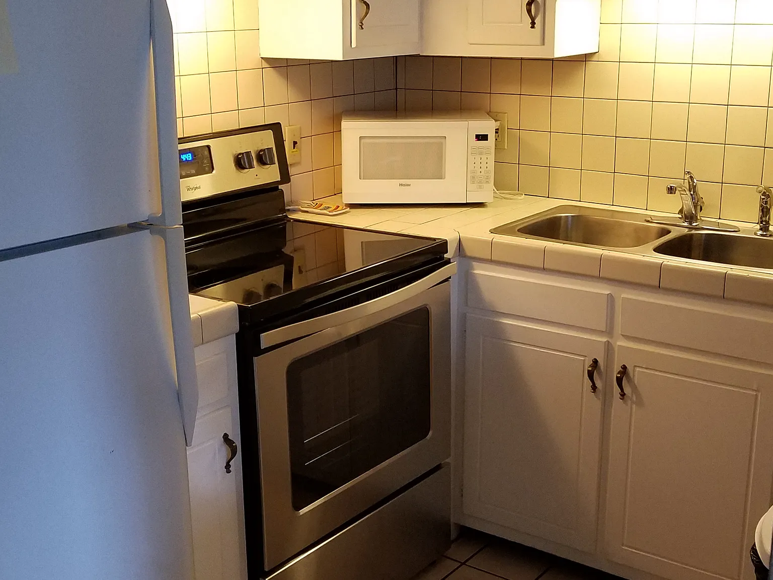 1 bed, 550 sqft, $1,100 — Photo 3