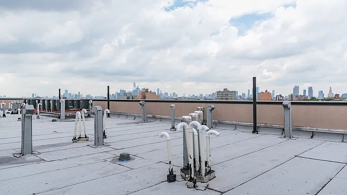 Rented by Nooklyn NYC LLC | media 19