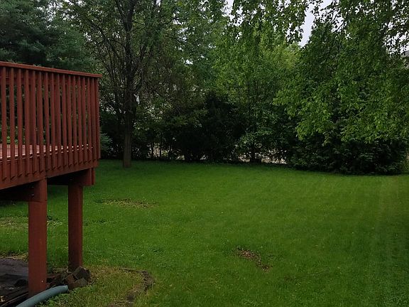 4th image of 11309 Douglas Ave