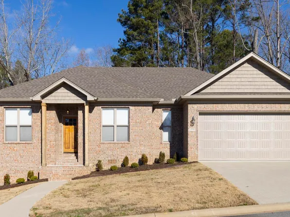 4516 Western Woods Dr, Benton, AR 72015