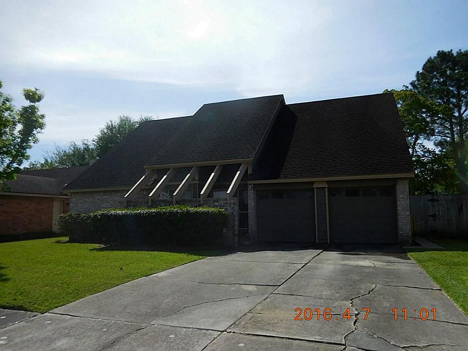 1st image of 2319 Meade Ct