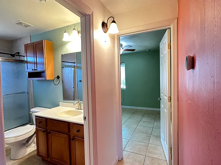 2208 N Rita Ave — Photo 7