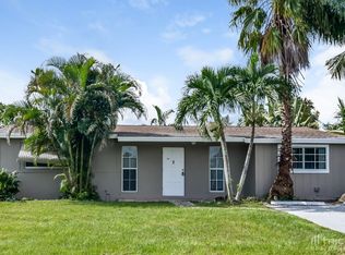 5640 S 38th St, Greenacres, FL 33463