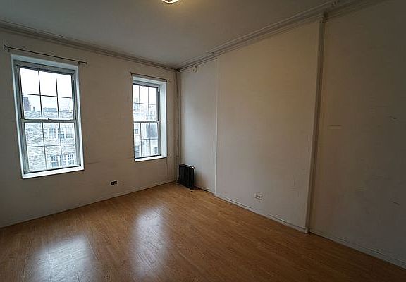 2nd image of 431 E 154th St APT 3