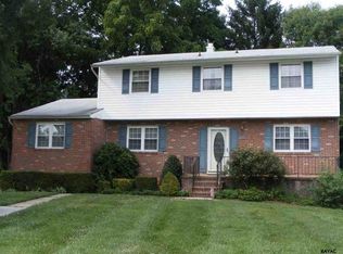 101 Thorden Rd, Reisterstown, MD 21136