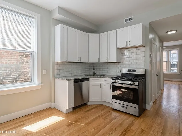 1739 N Damen Ave #3F — Photo 1