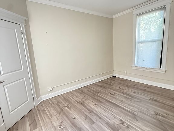 5th image of 228 Saint Marks Pl #1B