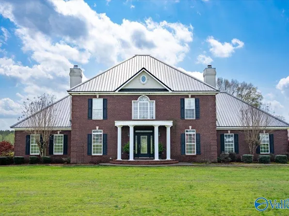 808 County Road 241, Moulton, AL 35650