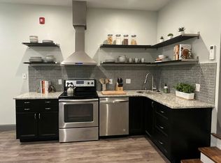 510 Saint Paul Pl #1B, Baltimore, MD 21202