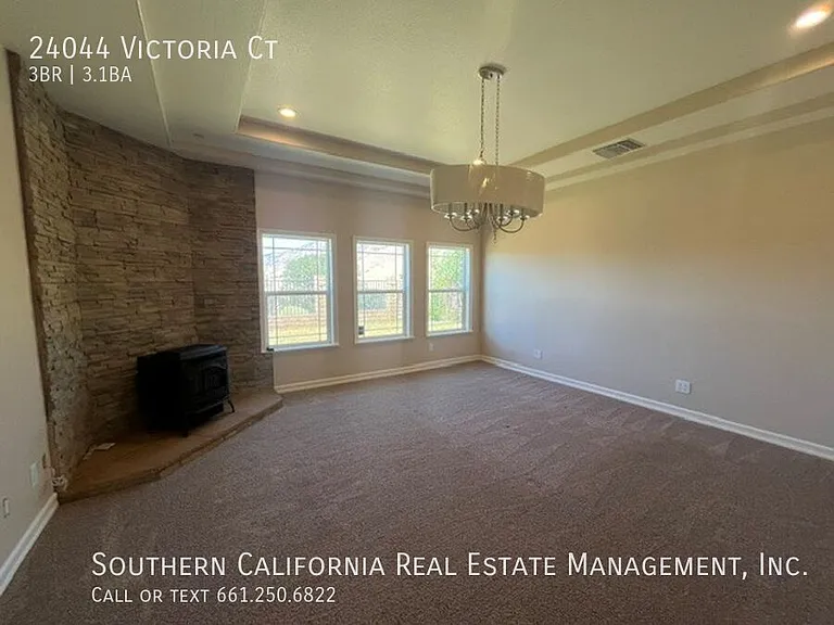 24044 Victoria Ct — Photo 7