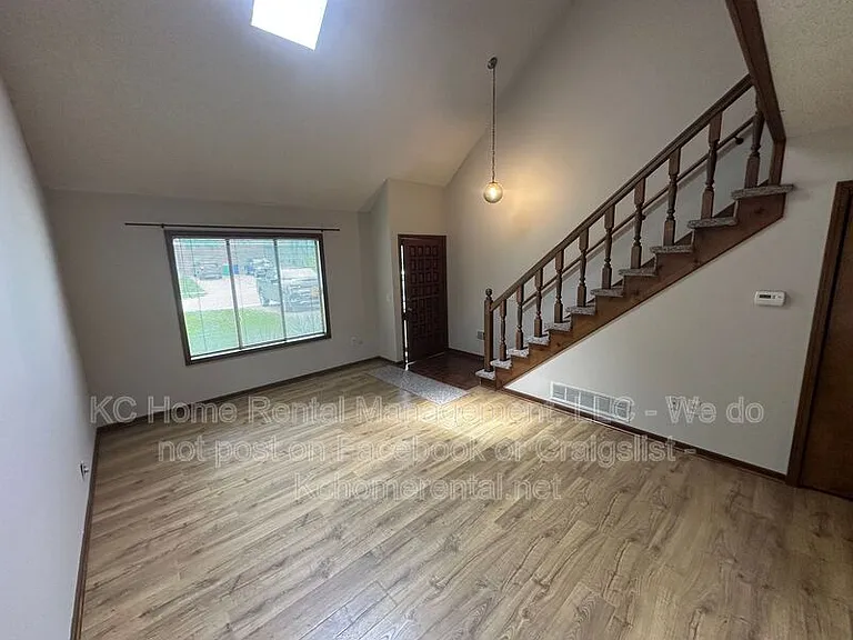 6251 Rene St — Photo 13