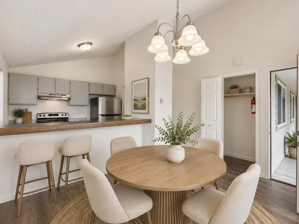 The Maples, 1017 Maple St APT 8, Nampa, ID 83686