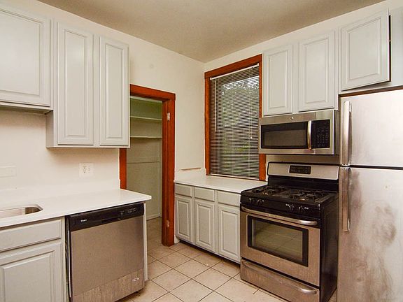 3rd image of 3524 N Broadway St #N2