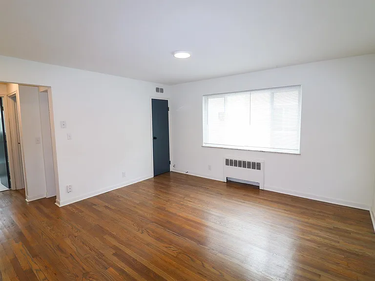 5017 Madison Road — Photo 9
