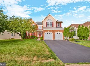 22775 Oatlands Grove Pl, Ashburn, VA 20148