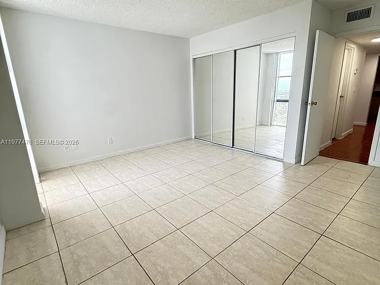 13499 Biscayne Blvd #1114 — Photo 24