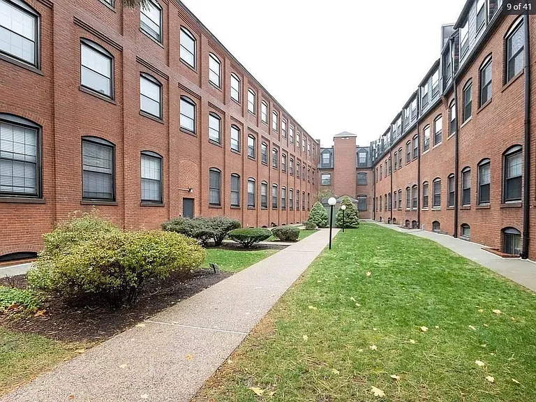 10 Weston Ave #411 — Photo 19
