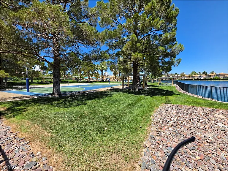 8213 Arch Bay Ln — Photo 30