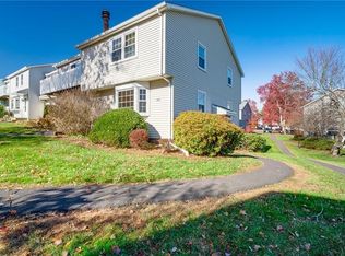 876 Long Hill Rd #876, Middletown, CT 06457