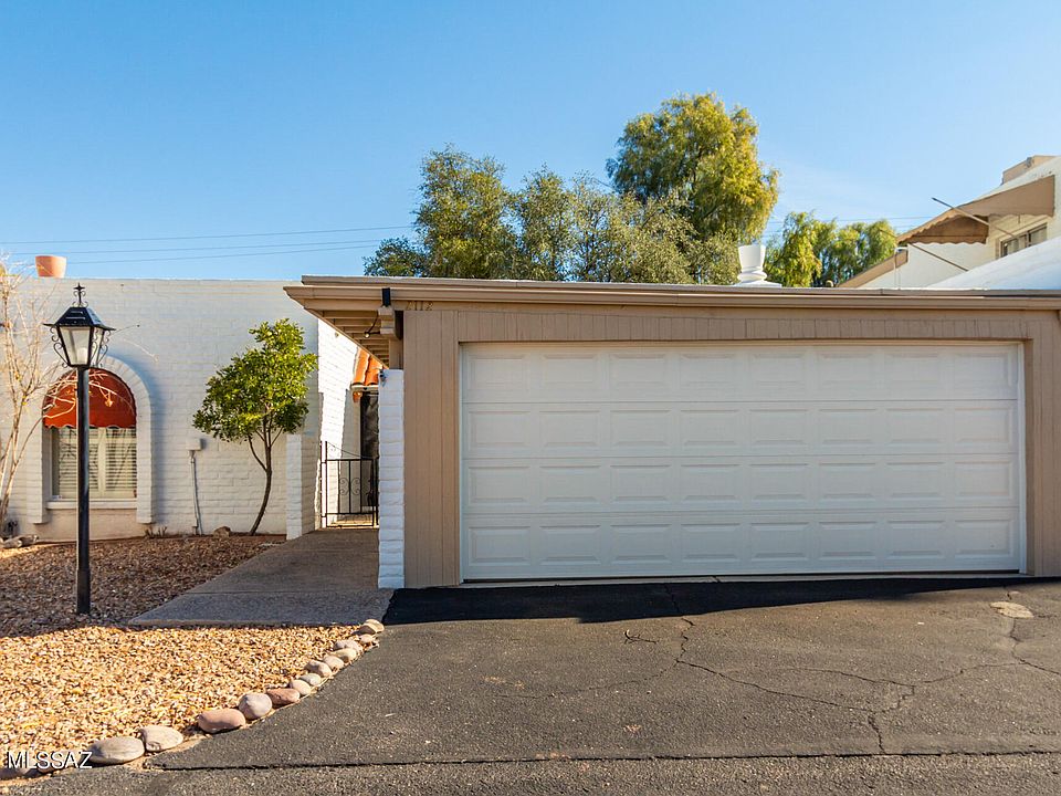 1st image of 2112 N Calle De Vida